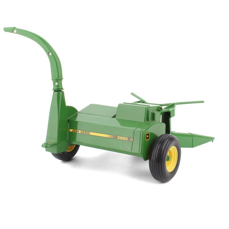 1/16 John Deere 3950 Pull-Type Forage Harvester with Interchangeable Headers by ERTL - LOOSE