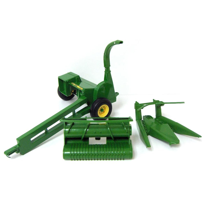 1/16 John Deere 3950 Pull-Type Forage Harvester by ERTL
