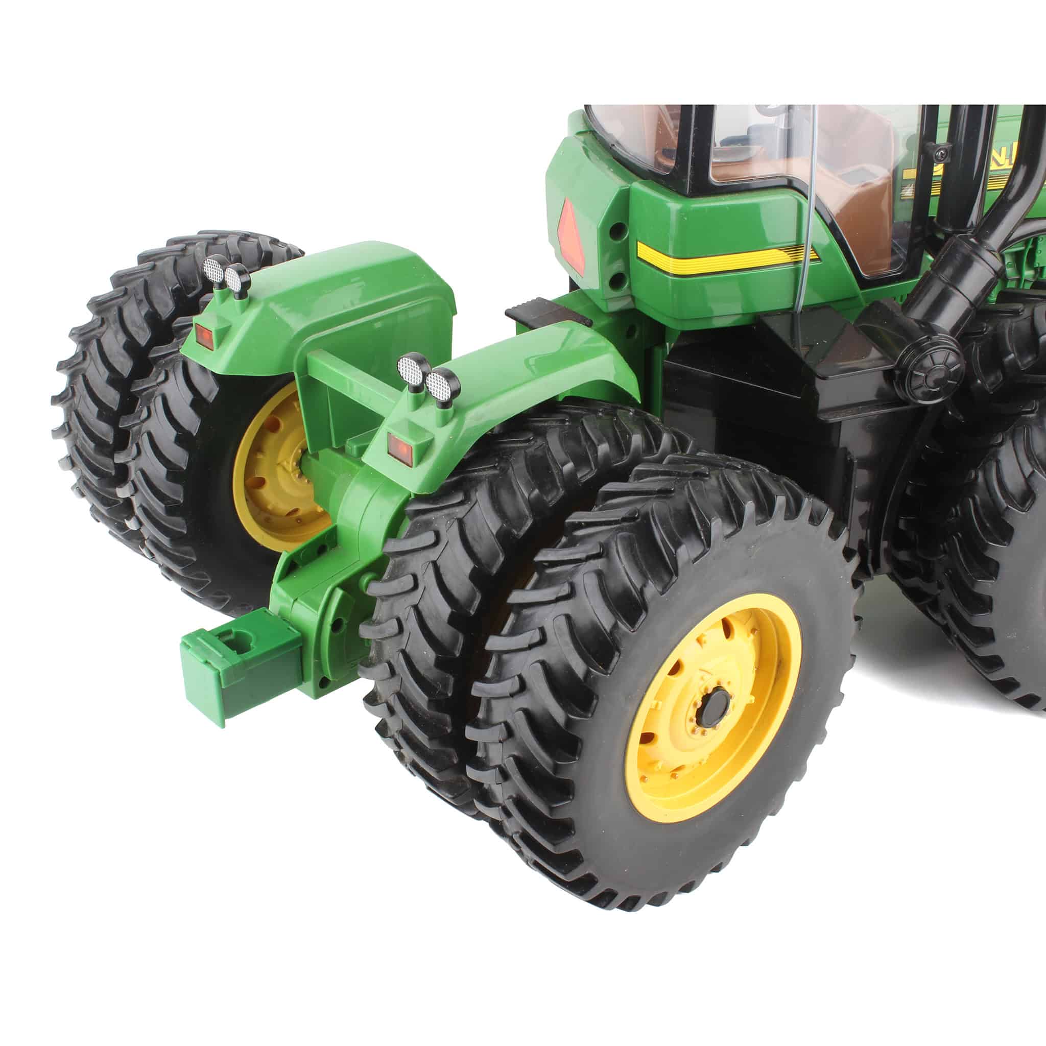 John Deere 9520 4 Wheel Drive Radio Control Tractor with Duals by
