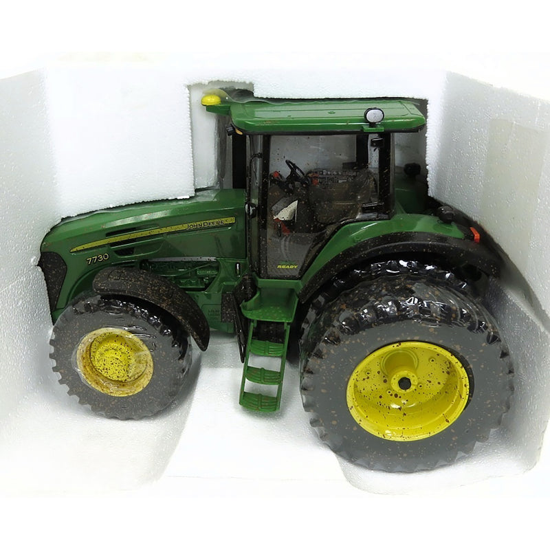"Muddy" Chase Unit ~ 1/16 John Deere 7730 Tractor with Cab and Duals by ERTL, Limited Edition 2007 Farm Show