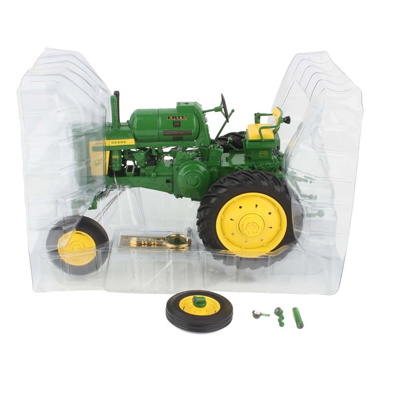 (B&D) 1/16 Precision Key Series #5 John Deere 620 LP High Crop Tractor ~ SALES AWARD - Damaged Item