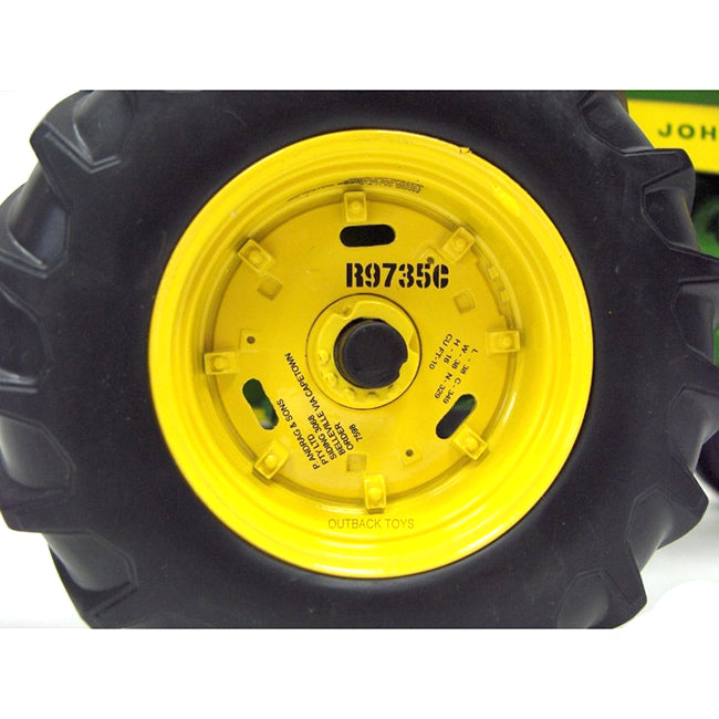 (B&D) 1/16 John Deere 630, 2009 Two-Cylinder Club Participant Award Edition by ERTL - Damaged Item