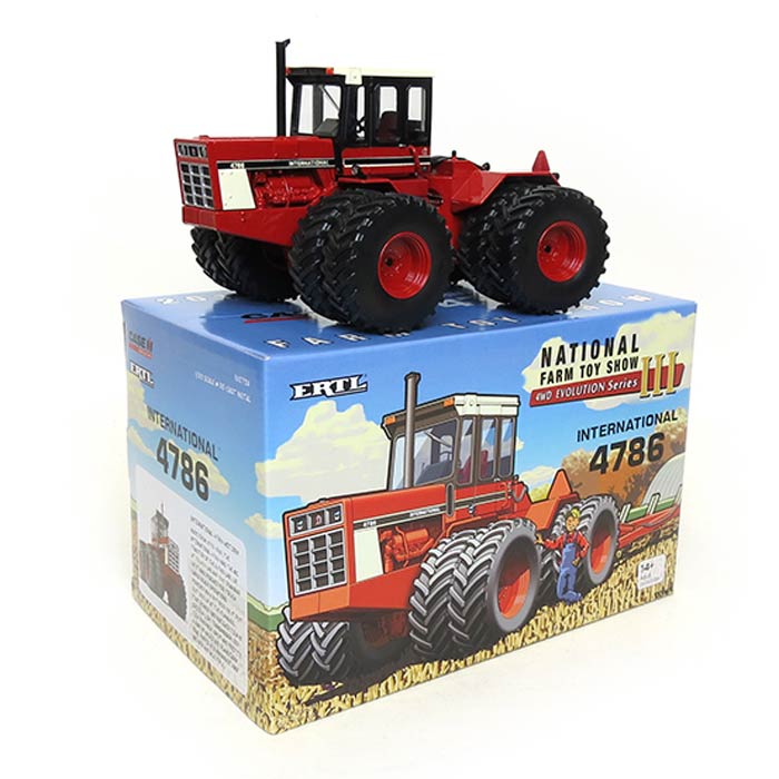 (B&D) 1/32 International 4786 4WD Tractor by ERTL, 2015 National Farm Toy Show - Damaged Box