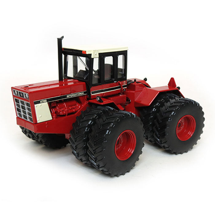 (B&D) 1/32 International 4786 4WD Tractor by ERTL, 2015 National Farm Toy Show - Damaged Box
