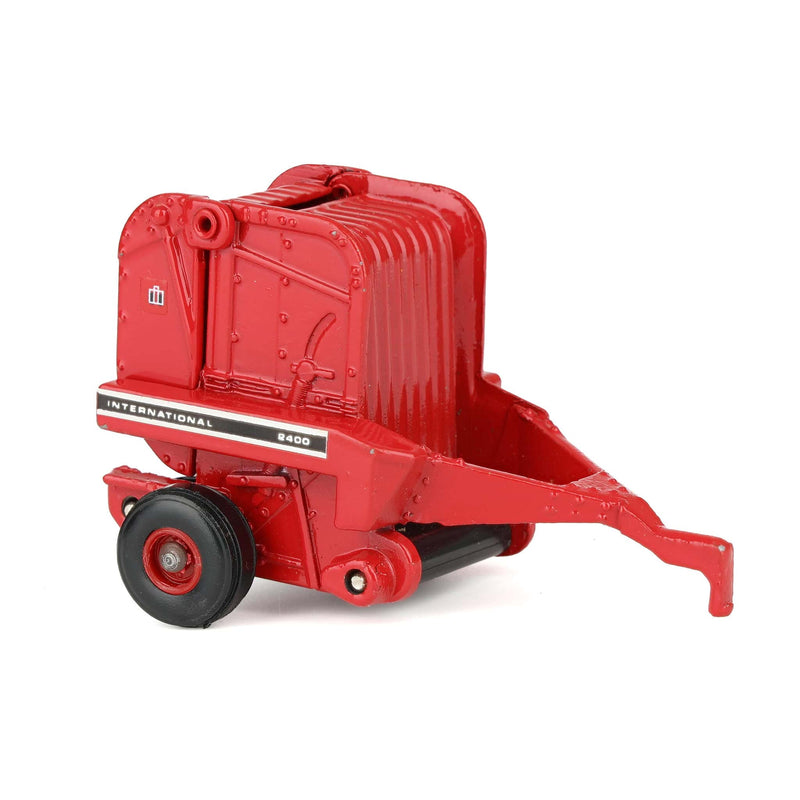 1/64 International Harvester 2400 Round Baler