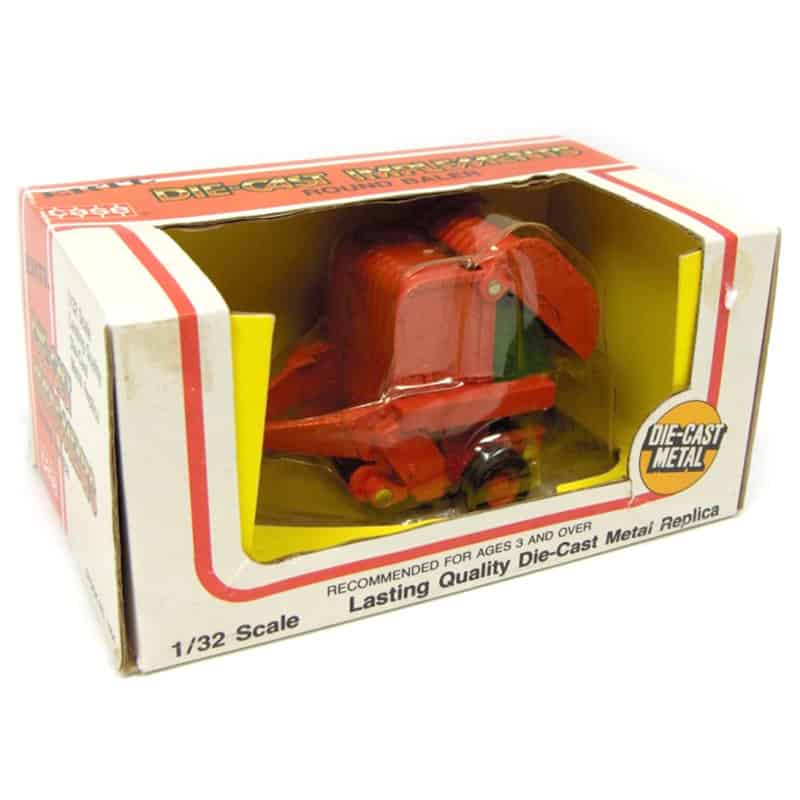 1/32 Case Orange Round Baler with Bale by ERTL