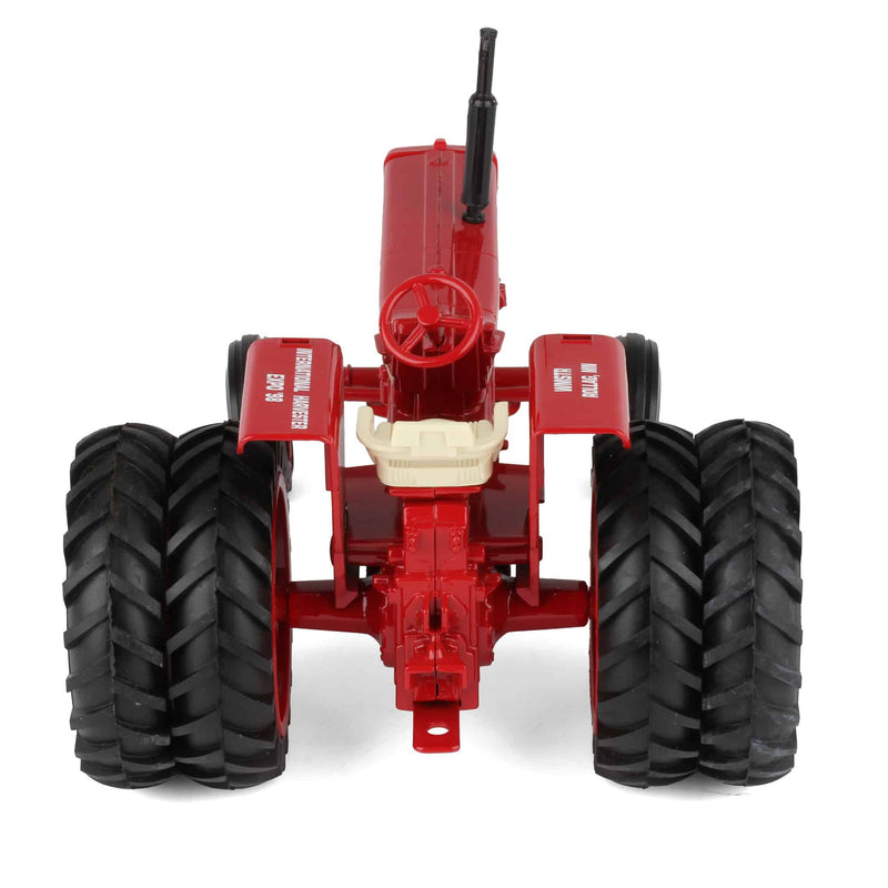 1/16 Farmall 806 Diesel Open Station Tractor with Wide Front and Duals by ERTL, Western Minnesota IH EXPO #/1000