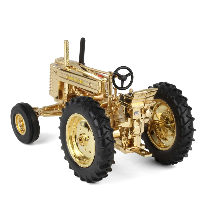 Gold Chrome ~ 1/16 John Deere G  by ERTL, 2007 New York FFA Foundation TSC