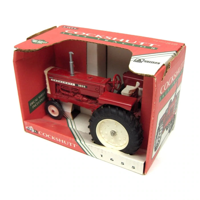 1/16 Cockshutt 1655 Narrow Front Tractor w/ Fenders, Made in the USA by ERTL