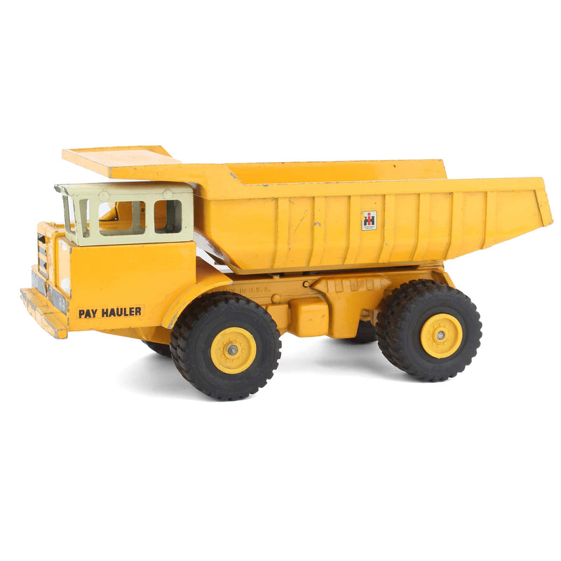 (B&D) 1/32 IH International Pay Hauler Dump Truck by ERTL - Damaged Item, LOOSE