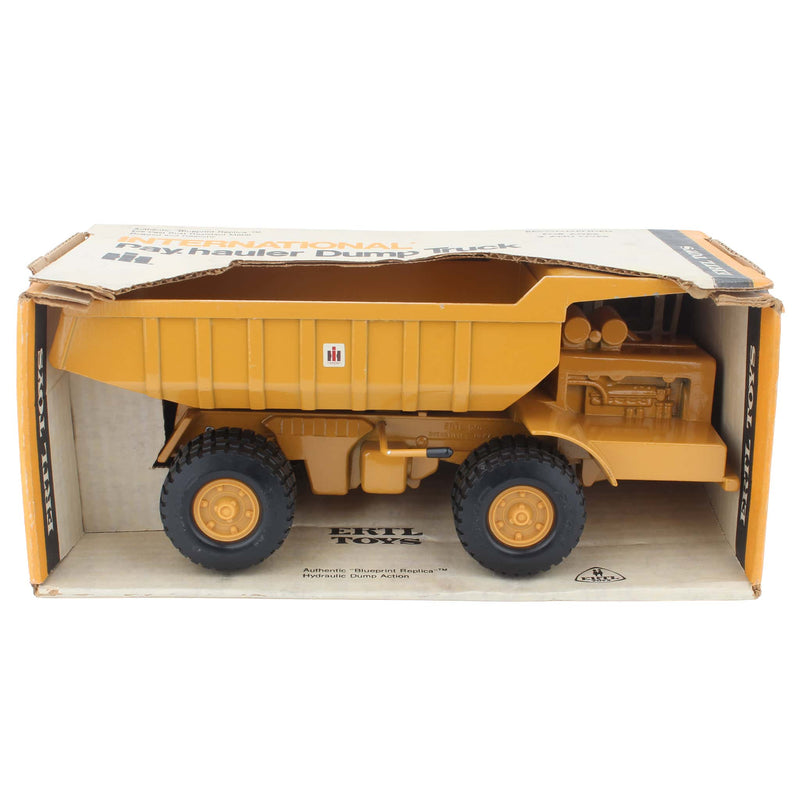 1/32 IH International Pay Hauler Dump Truck by ERTL