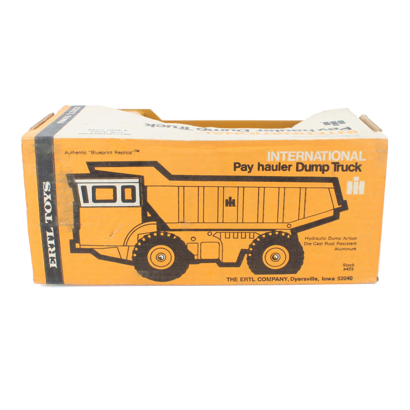 1/32 IH International Pay Hauler Dump Truck by ERTL