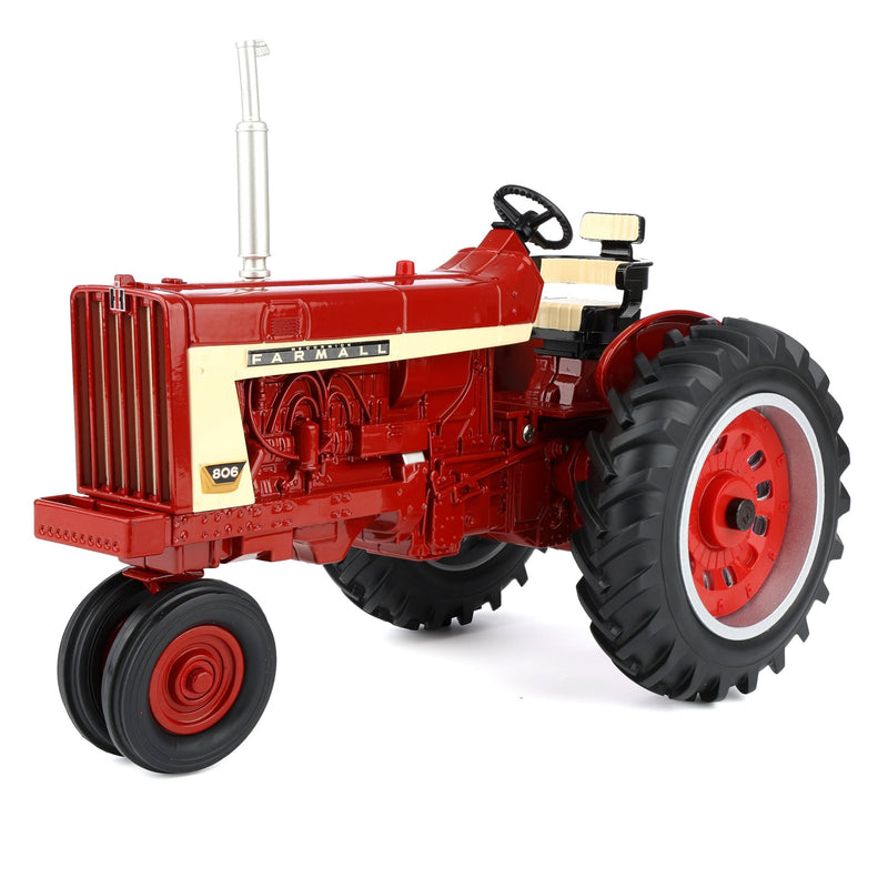 1/16 Farmall 806 Tractor with Narrow Front by ERTL