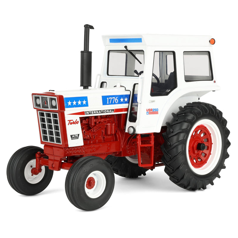 1/16 International Harvester 1476 Stars & Stripes 1776 Tractor by ERTL, USA 250