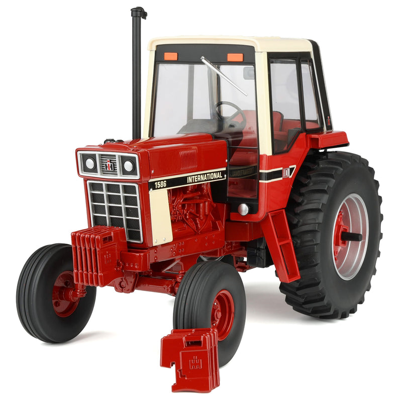 1/16 International Harvester 1586 Tractor, 50th Anniversary One-Time Production, ERTL Prestige Collection
