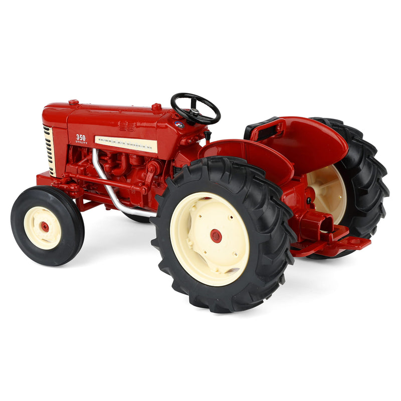 1/16 International Harvester 350 Utility Tractor with Wide Front by ERTL