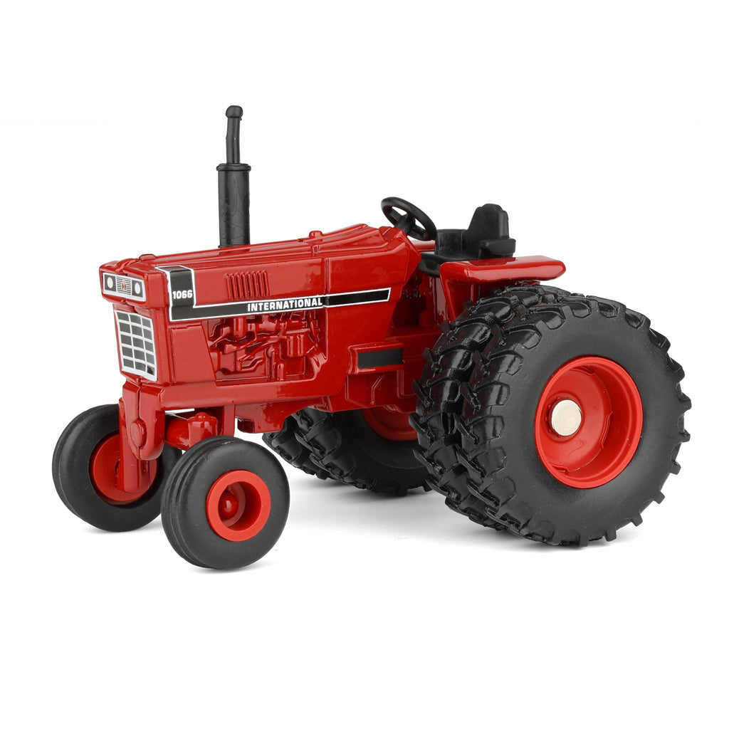ホットトイズ 1/64 International Harvester 1066 Black Stripe Tractor with Rear