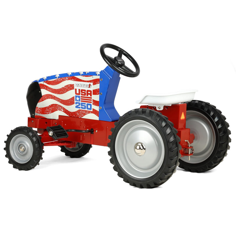 Case IH Magnum Stars & Stripes Pedal Tractor by ERTL, USA 250