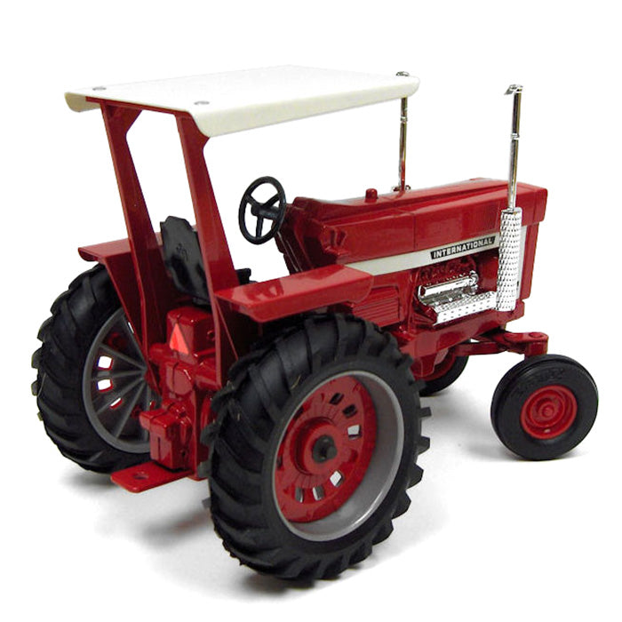 1/16 IH Farmall 1468 with ROPS, 1995 Lafayette Show