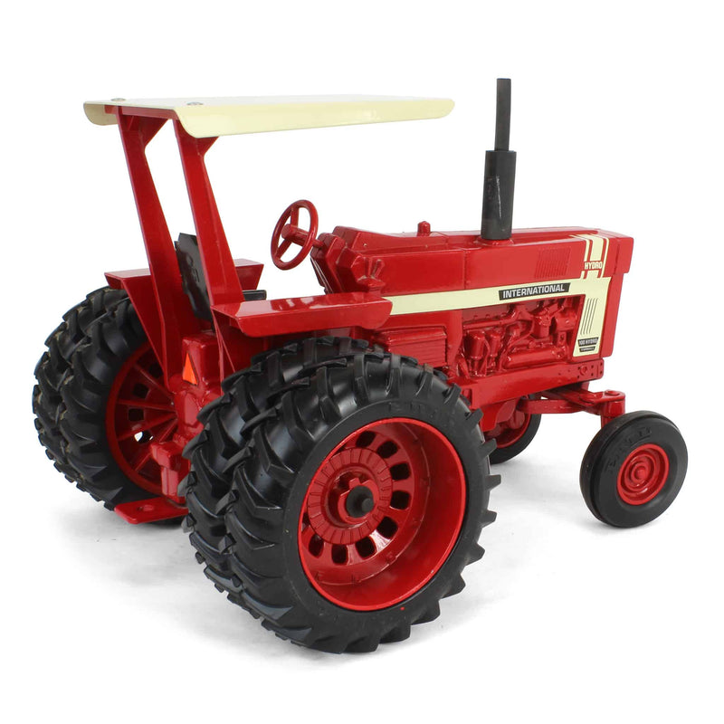 (B&D) 1/16 International Hydro 100 with ROPS Collector Edition - Paint Chip