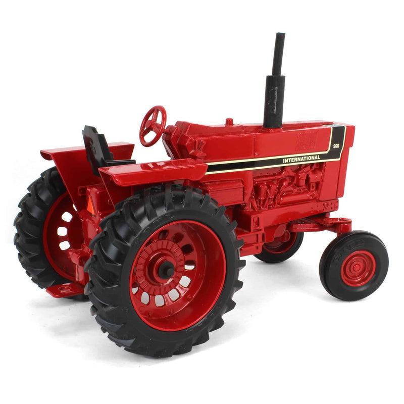 1/16 Special Edition IH Farmall 966 Black Stripe with Fenders