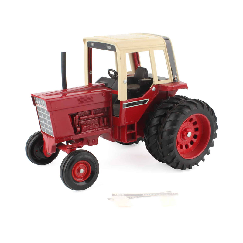 (B&D) 1/16 International Harvester 1586 Cab with Duals by ERTL - Loose, No Box