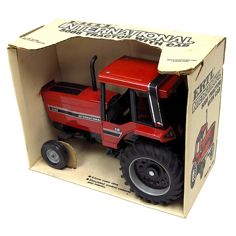 1/16 International Harvester 5088 2WD Tractor with Long Muffler by ERTL