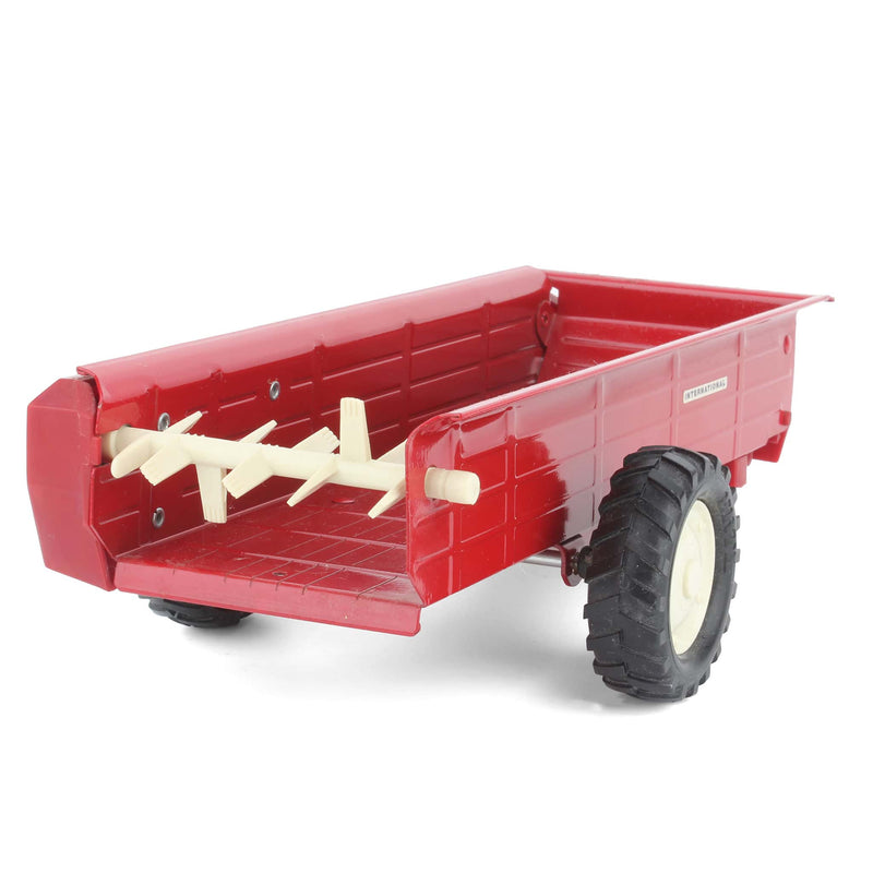 1/16 International Harvester Single Axle Manure Spreader - Loose, No Box