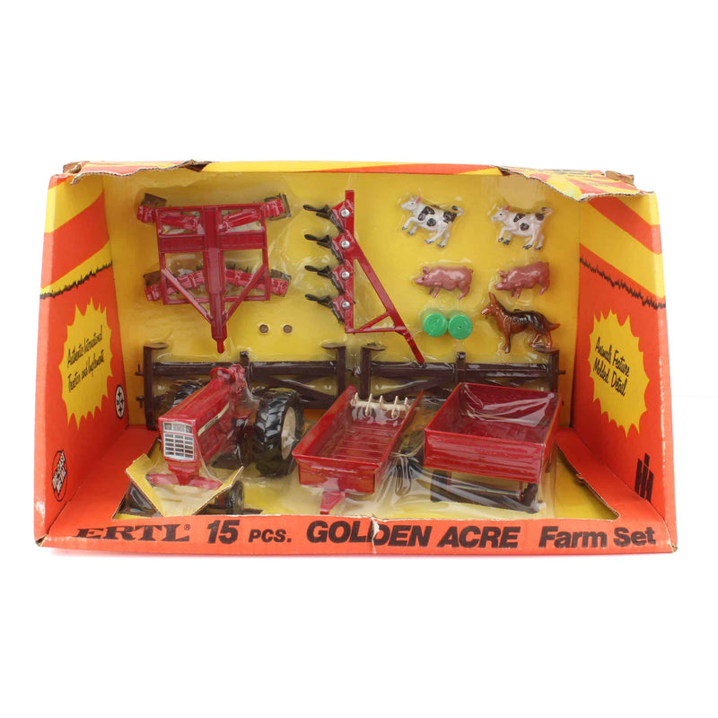 1/32 IH Golden Acre 15 Piece Farm Set by ERTL