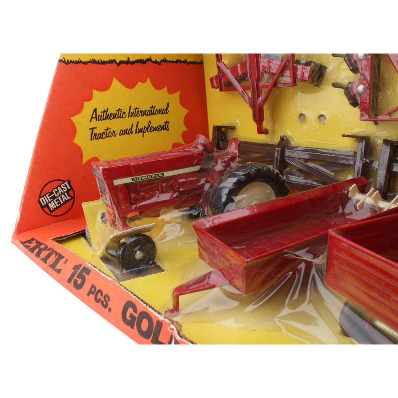 1/32 IH Golden Acre 15 Piece Farm Set by ERTL