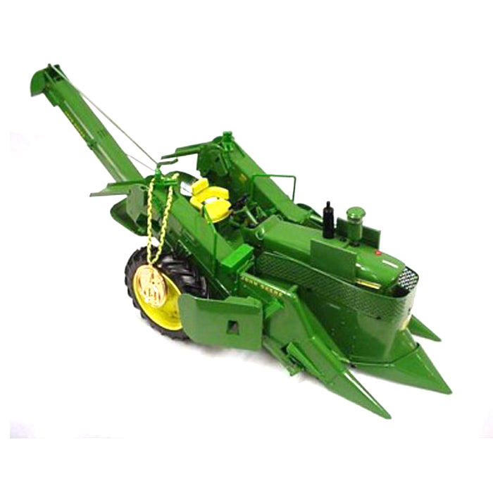 (B&D) 1/16 John Deere 4020 with 237 Mounted Picker Precision #14 - Box Damage