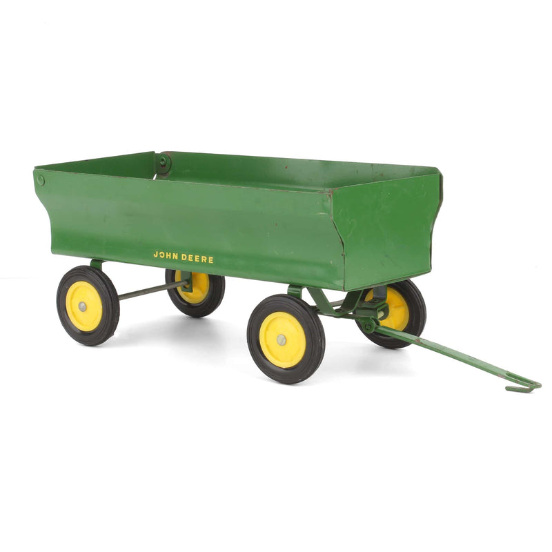 1/16 John Deere Flare Box Wagon from the 1970s - LOOSE