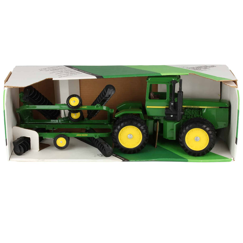 1/16 John Deere 4WD Tractor with Duals and Wing Disk by ERTL