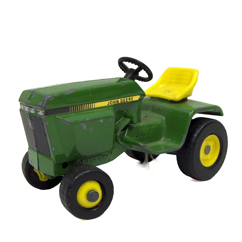 (B&D) 1/16 John Deere Lawn & Garden Tractor - Damaged Item, Wrong Box
