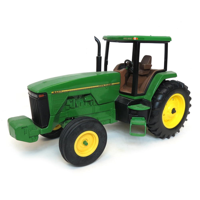 1/16 John Deere 8200 2-Wheel Drive Tractor by ERTL - LOOSE