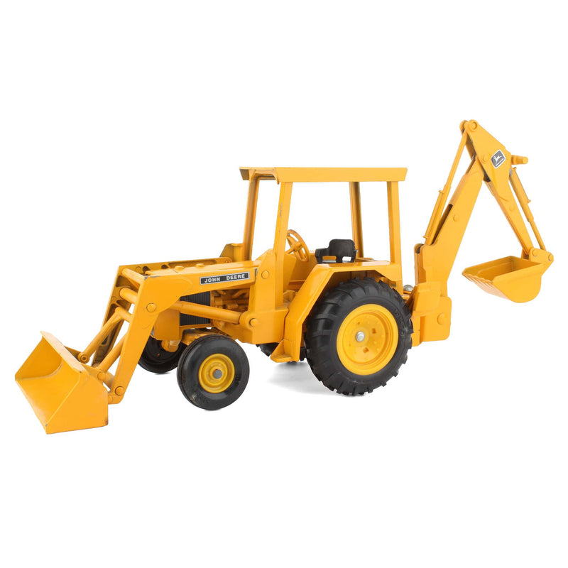 (B&D) 1/16 John Deere Tractor with Backhoe and Loader - Damaged Item, LOOSE