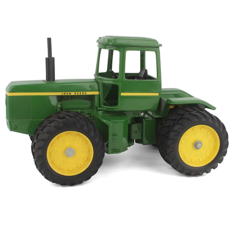 1/16 John Deere 8630 Tractor with Duals by ERTL - LOOSE