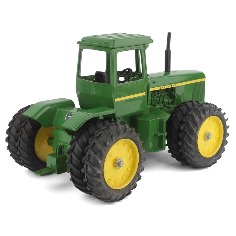 1/16 John Deere 8630 Tractor with Duals by ERTL - LOOSE