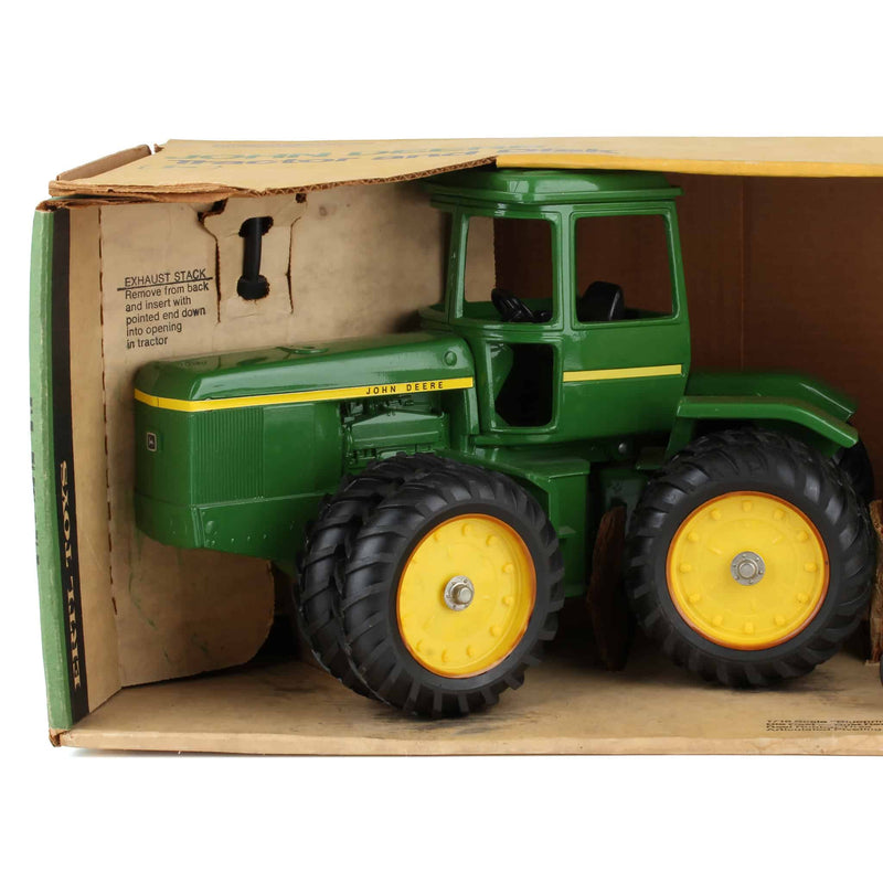 1/16 John Deere 8630 4WD Tractor with Duals and Wing Disk by ERTL