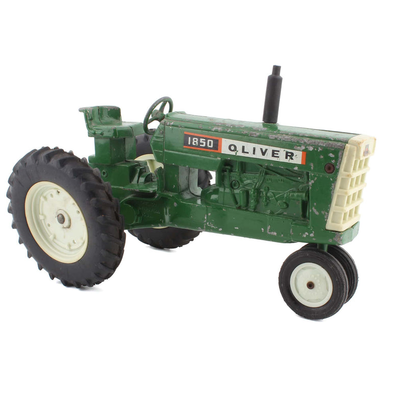 (B&D) 1/16 Oliver 1850 Narrow Front from the 1960s by ERTL - Damaged Item, LOOSE