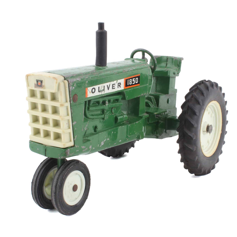 (B&D) 1/16 Oliver 1850 Narrow Front from the 1960s by ERTL - Damaged Item, LOOSE