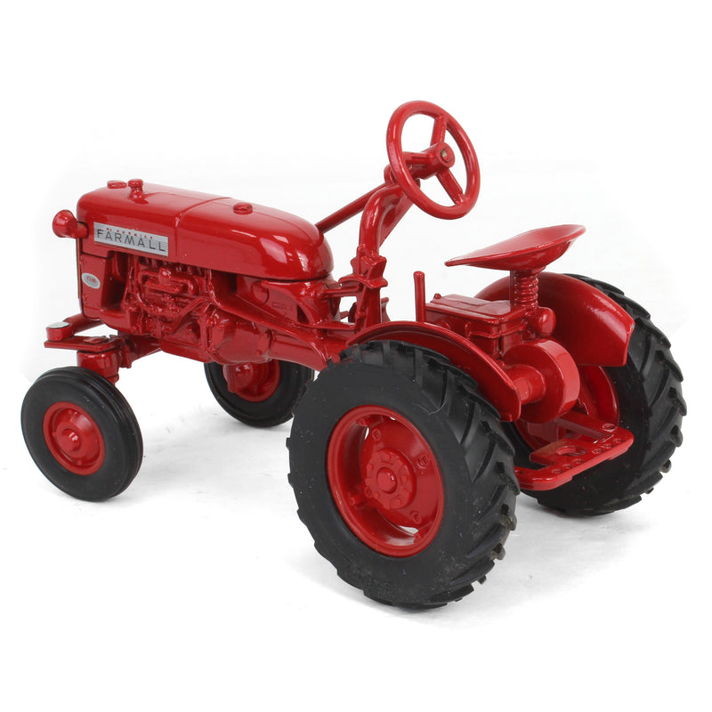 1/16 IH McCormick Farmall 1959-1963 Cub Tractor by ERTL