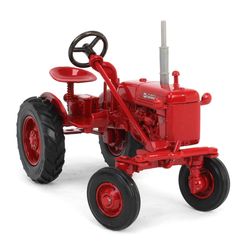 1/16 IH Farmall Cub Tractor with Early Style Grille & Muffler by ERTL, Special Edition