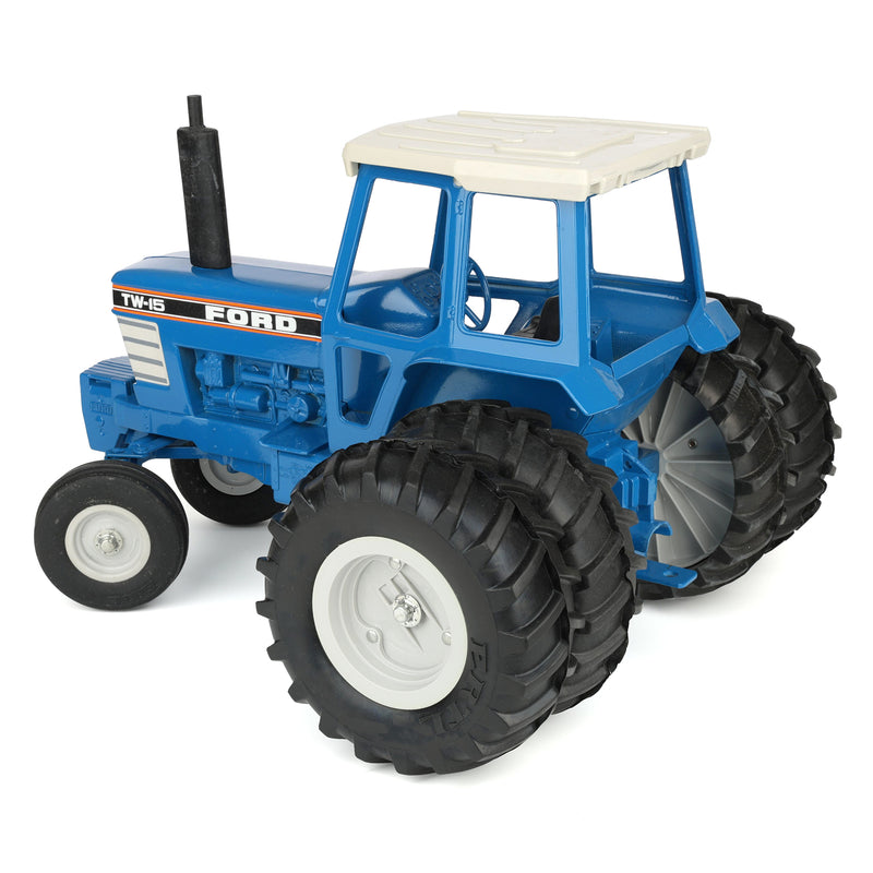 1/12 Ford TW-15 Tractor with Rear Duals by ERTL