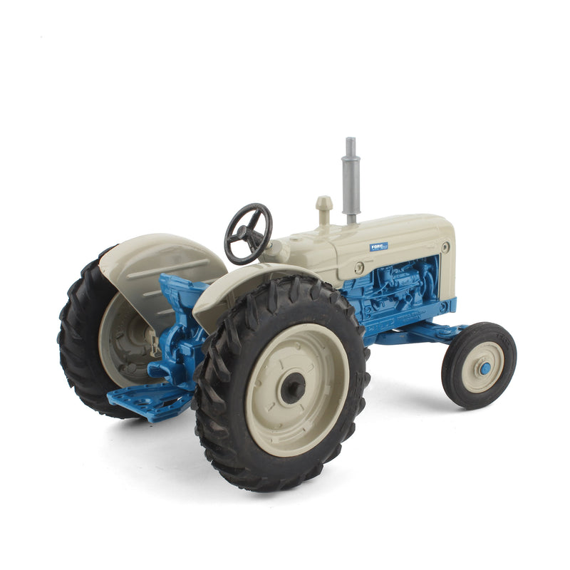 1/16 Ford 5000 Super Major Wide Front Tractor, Collector Edition by ERTL