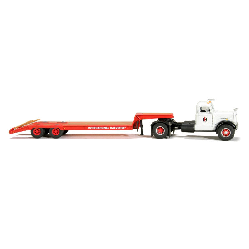 1/50 IH White WC22 Semi with Lowboy Trailer