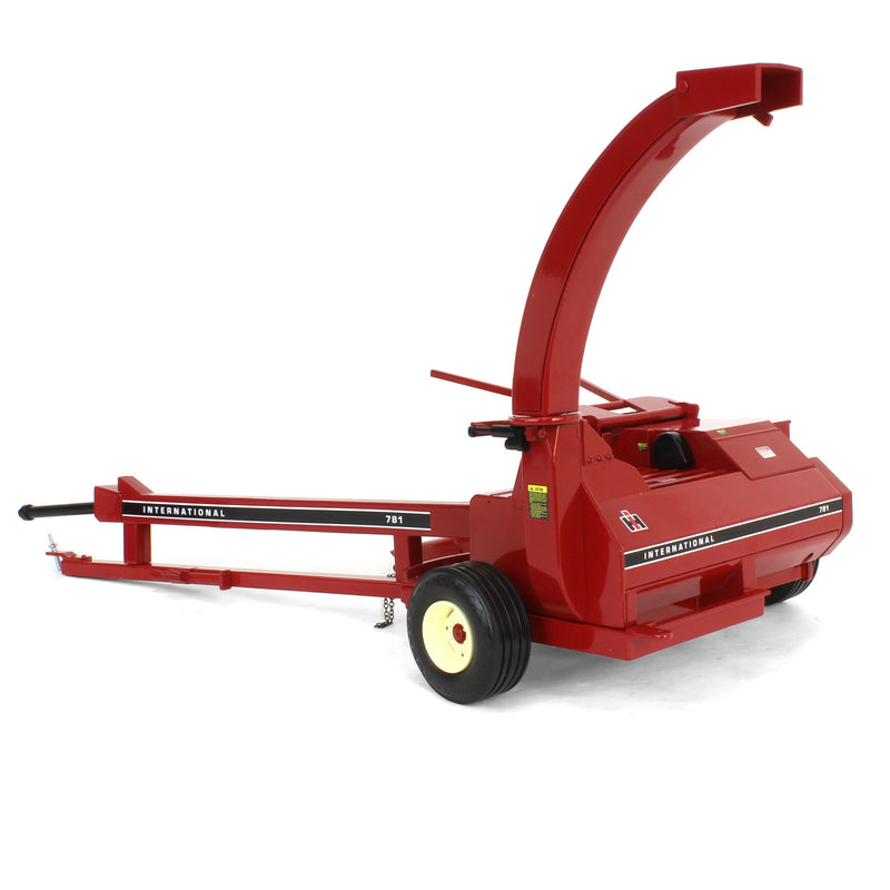 1/16 International Harvester 781 Pull-Type Forage Harvester with Corn & Hay Heads - Plain Box