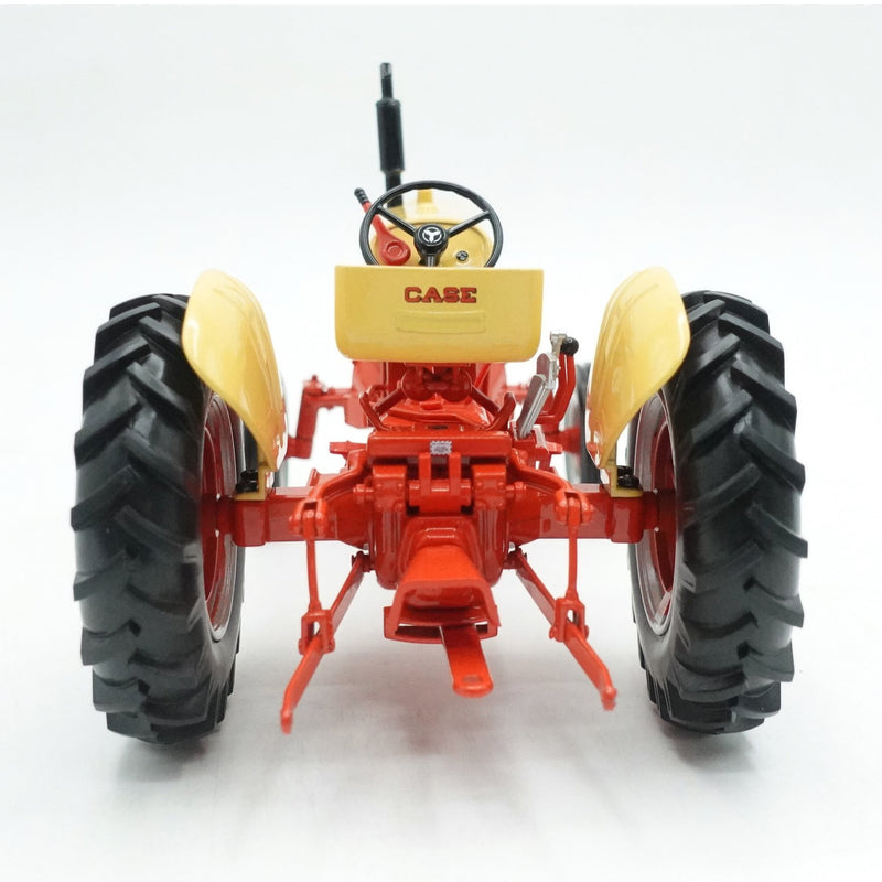 1/16 Case 470 Tractor with Wide Front by SpecCast