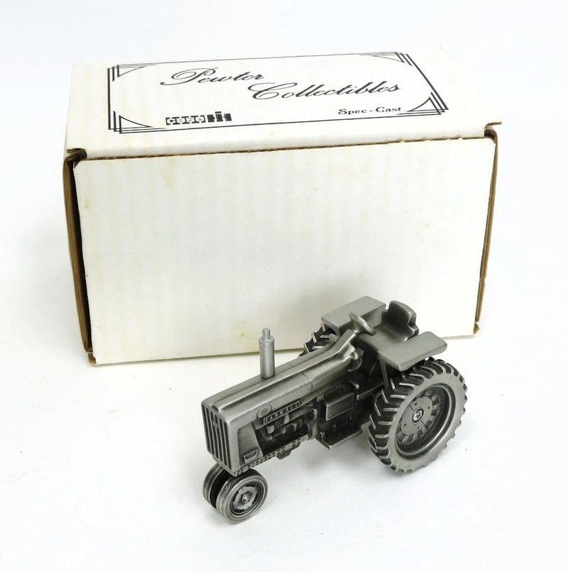 IH Farmall Fine Pewter 706 Narrow Front with Fenders