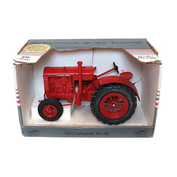 (B&D) 1/16 Limited Edition McCormick Deering W-30 on Rubber Tires - Damaged Item